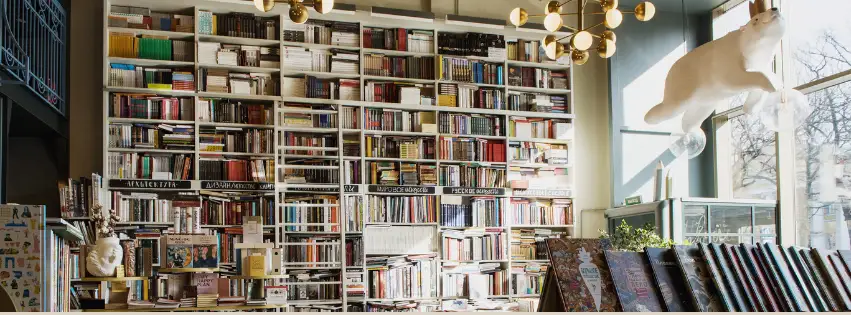 Pierwszaki z Nowinki odwiedziły bibliotekę w ramach projektu „Nasza Mała Biblioteka”