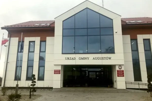 Gmina Augustów pyta mieszkańców o zagrożenia społeczne – trwają badania ankietowe