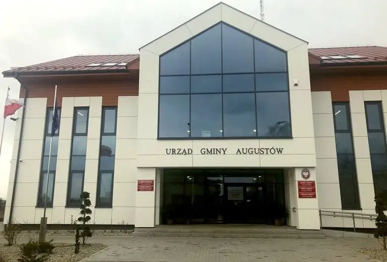Gmina Augustów pyta mieszkańców o zagrożenia społeczne – trwają badania ankietowe