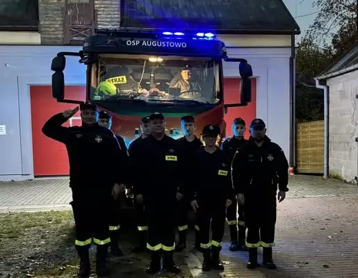 Cała Polska oddała hołd strażakom z Niska. Syreny i niebieskie światła o 18:00