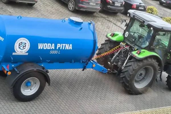 Gmina Bargłów Kościelny kupiła beczkowóz do wody pitnej