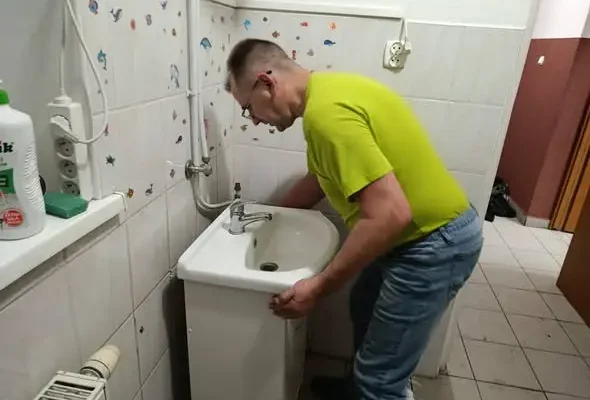Strażacy z OSP Bargłów remontują remizę i doposażają wozy bojowe
